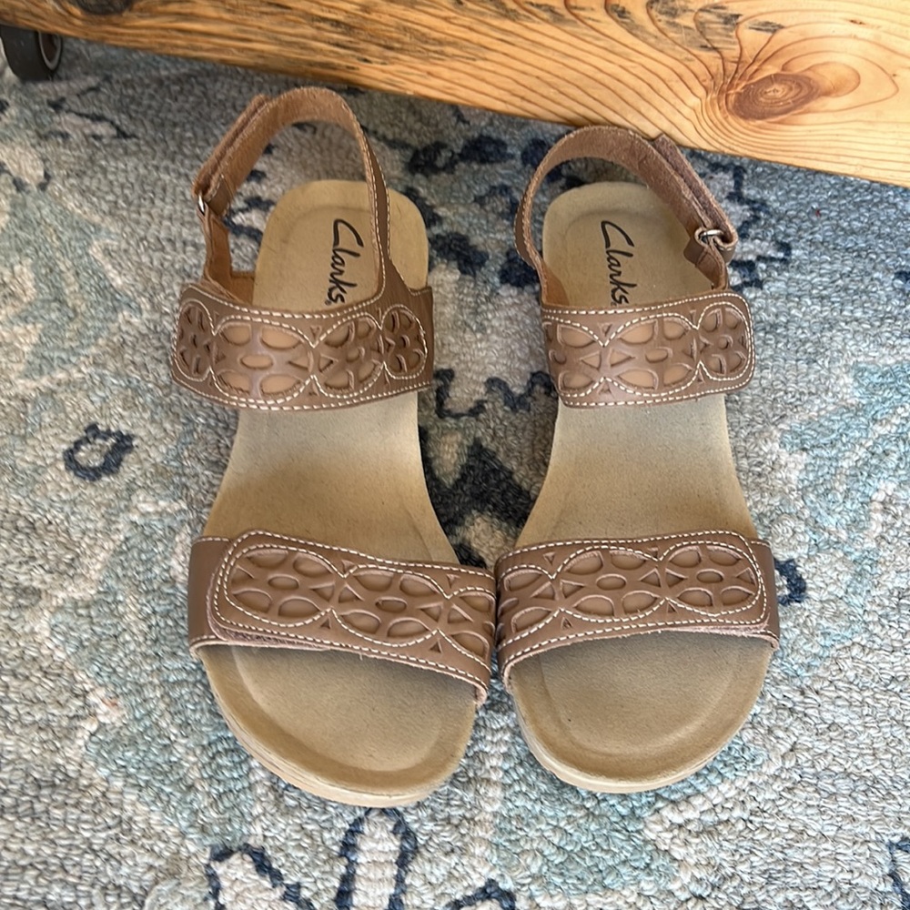 Clarks Sandals - Picture 2 of 7